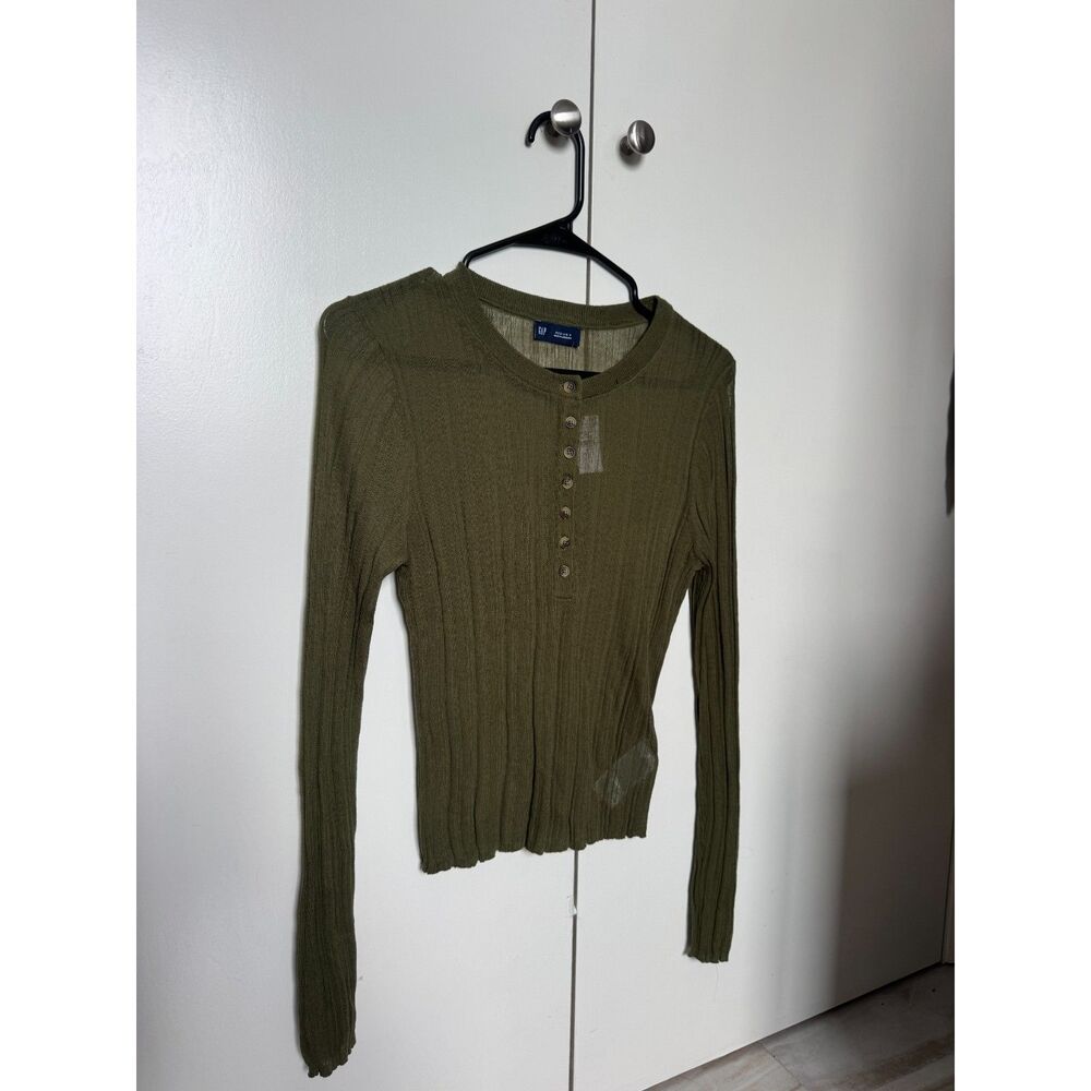 NWT Gap Sheer Ribbed Henley Olive Green Button Slim Fit Top Sz M